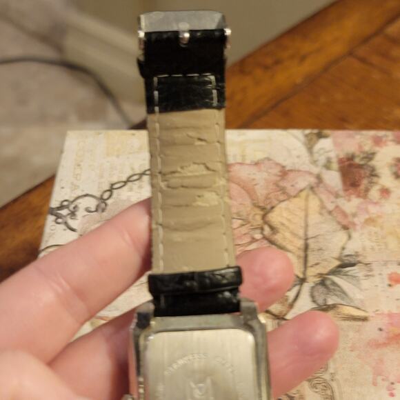 Vintage Watches MC Quartz Rectangular Dial Gold Tone Japan Movement Leather Band - Picture 10 of 10